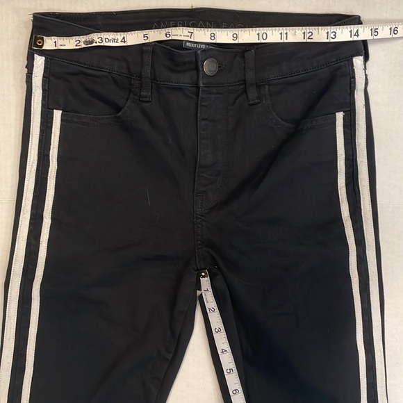 American Eagle black hi-rise jagging next level stretch size 8 short short - Picture 5 of 7